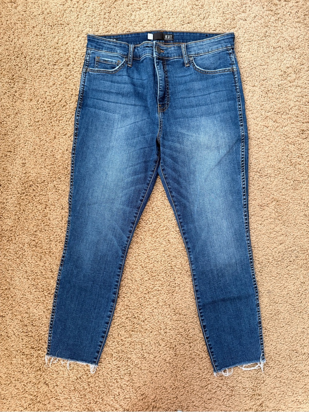 Kut from the Kloth high rise Connie fab ab ankle skinny